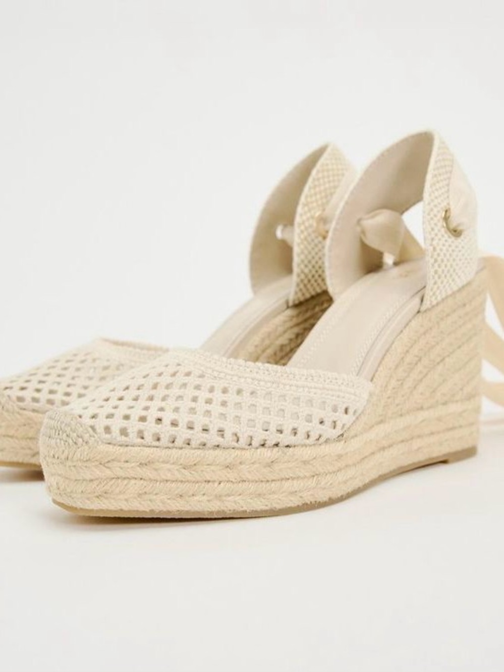 ZARA Crochet Espadrille Wedge Heels Off White -  Excellent Condition 39 (8.5)